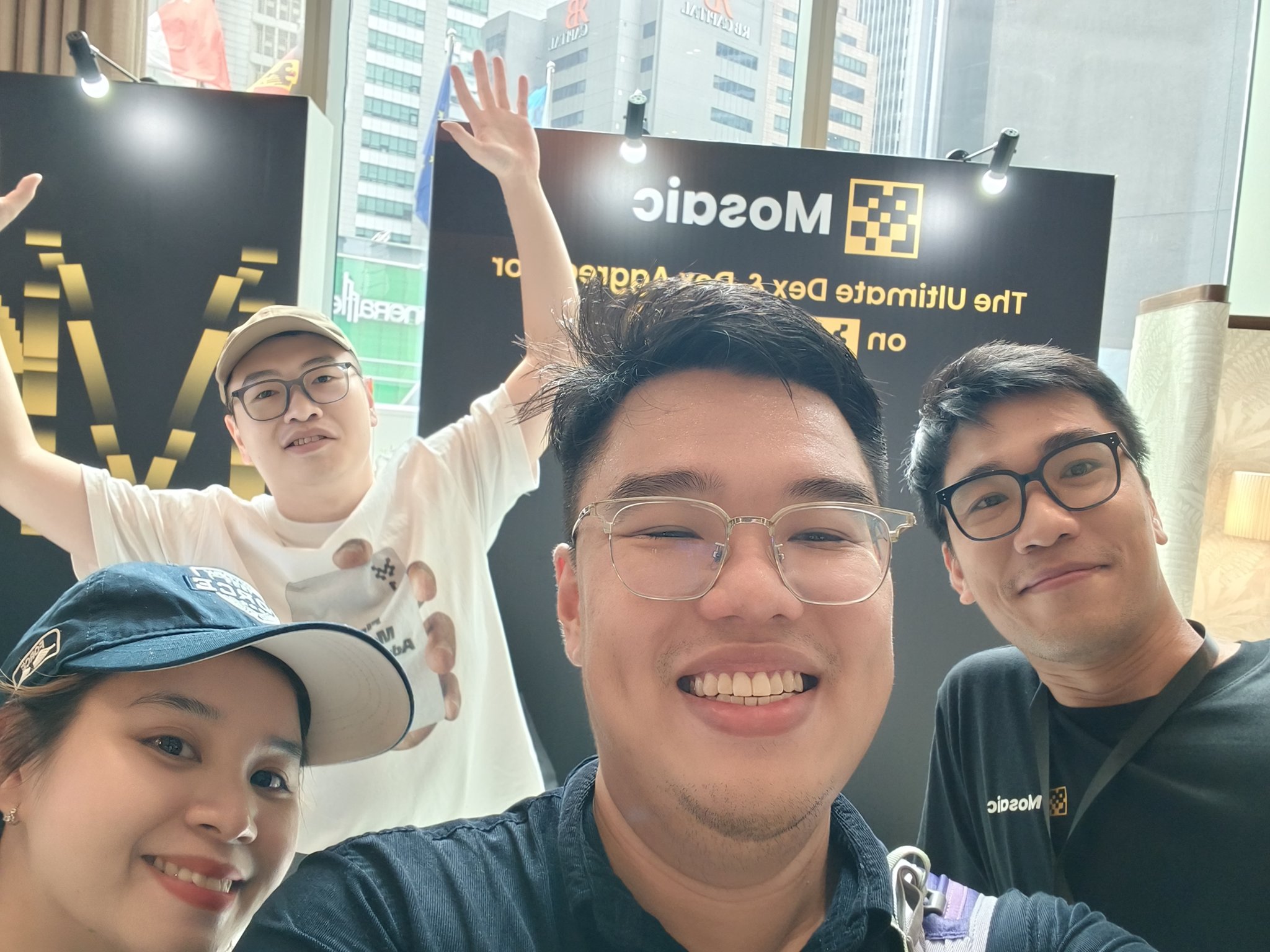 Mosaic booth meetup at TOKEN2049